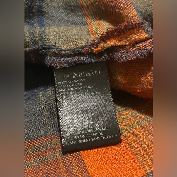 BDG Urban Outfitters oversized flannel with asymmetrical hem in green and orange - Picture 4 of 4